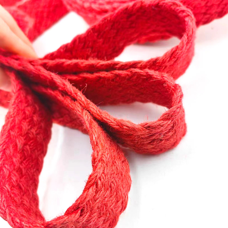 지속가능 한 레드 링링본 유트 넥타이 벨트 와 다채로운 직물 리본